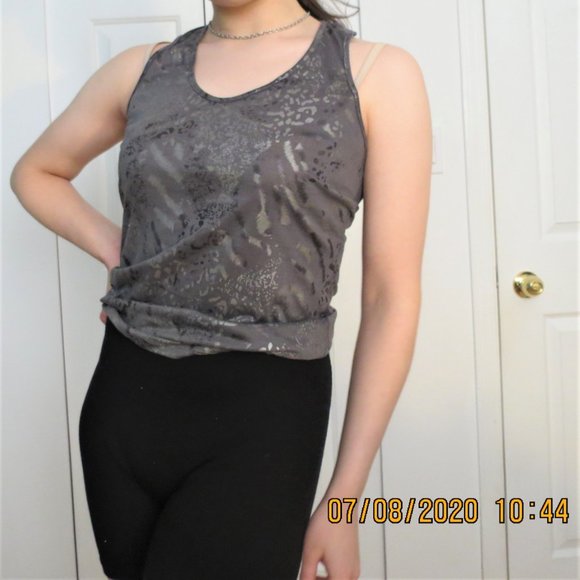 Work out tank top - Picture 3 of 5